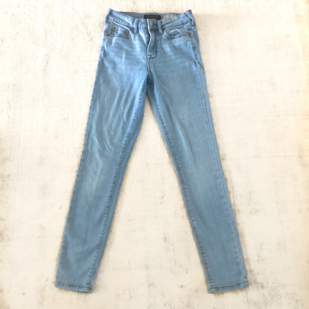 light wash aero jeans